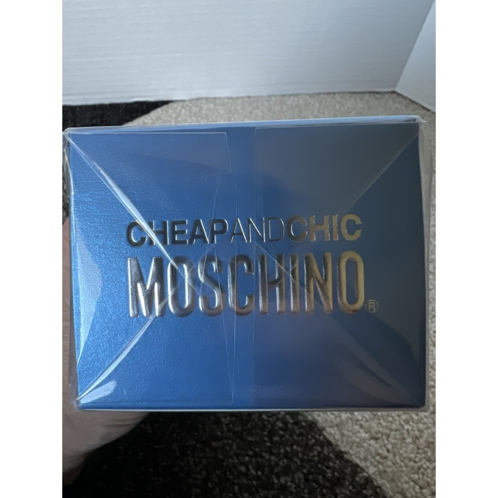 Moschino I Love Love Eau de Toilette Women Fragrance 3.4oz NIB SEALED - Picture 10 of 11